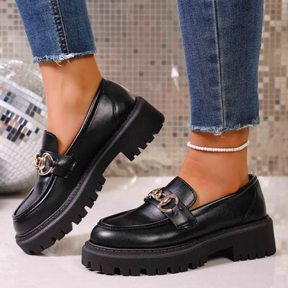 Chain Decor Round Toe Loafers