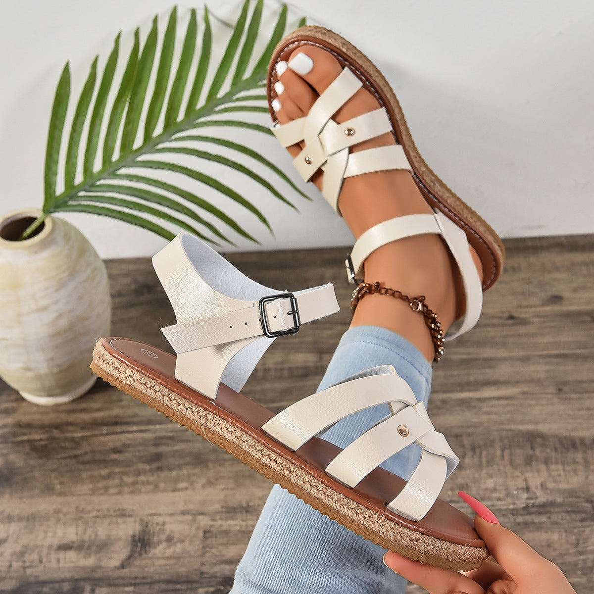 Rivet flat sandals in white