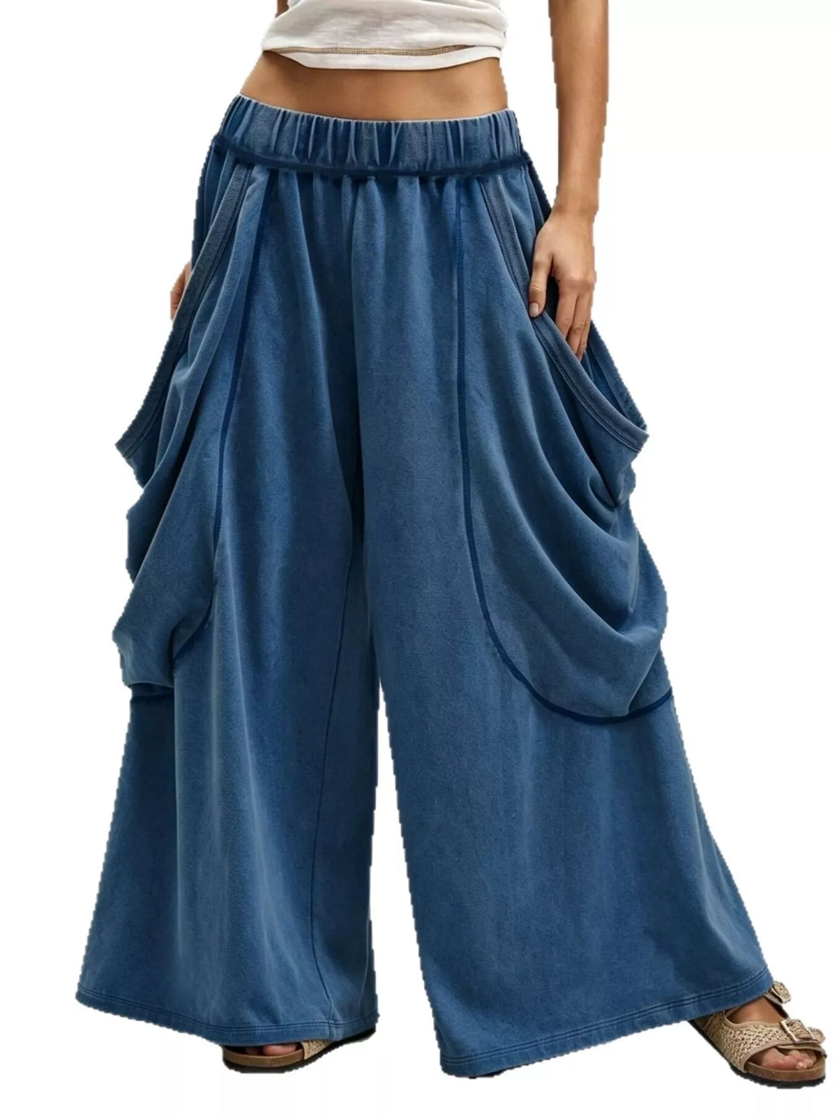Oversized Wide-Leg Cargo Pants