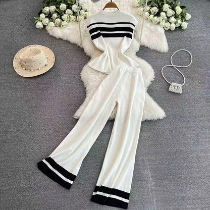 Two piece knitted pants set