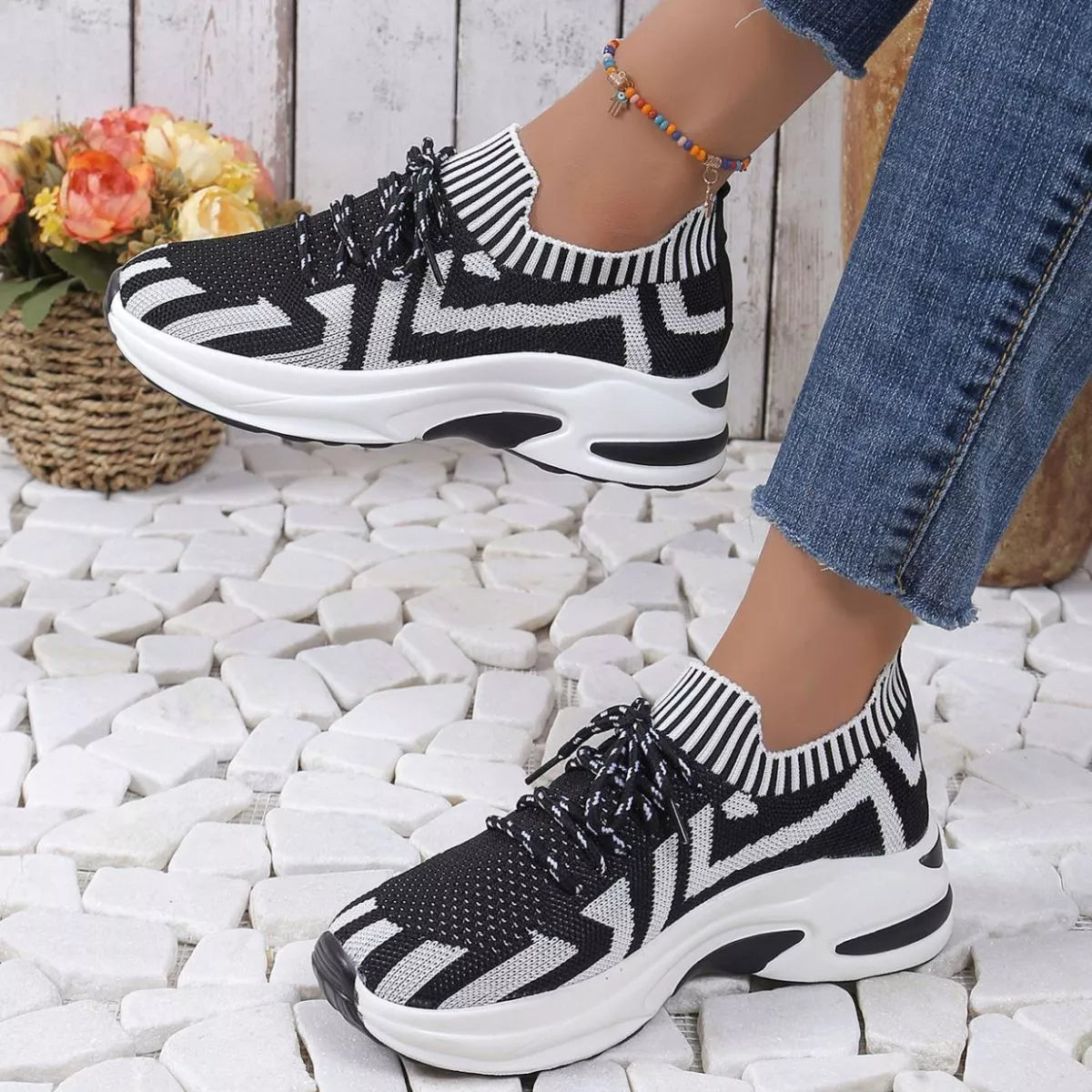 Round Toe Platform Sneakers