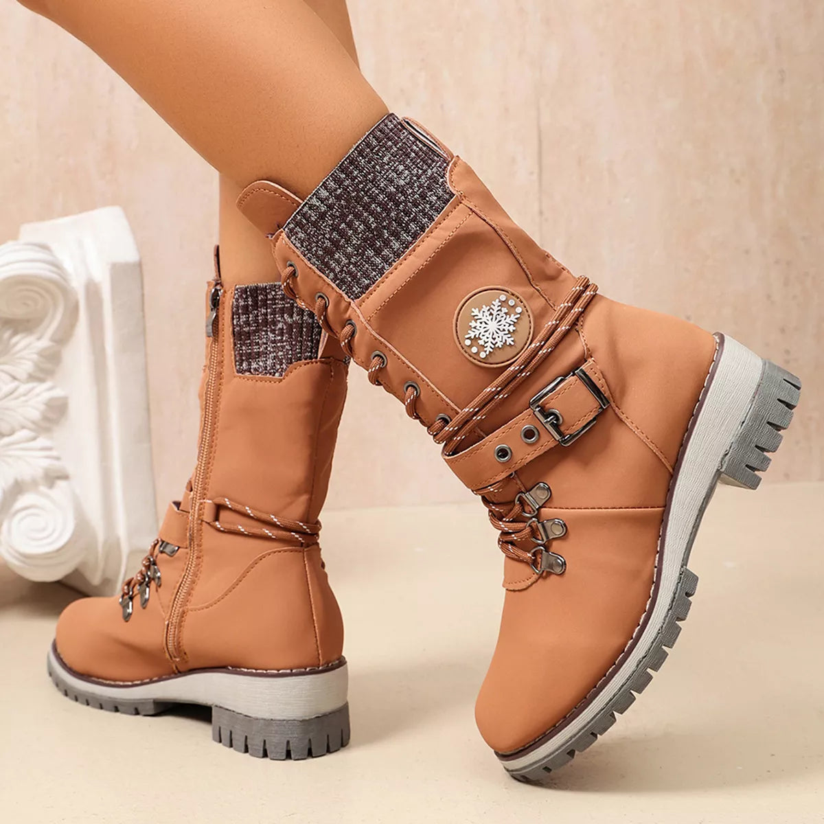 Round Toe Lace Up Boots