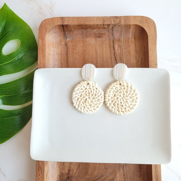 Light Rattan Seashell Dominica Earrings