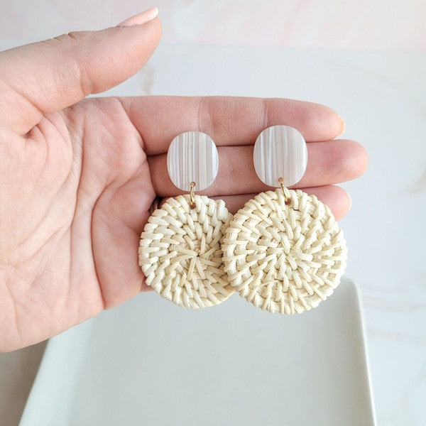 Light Rattan Seashell Dominica Earrings