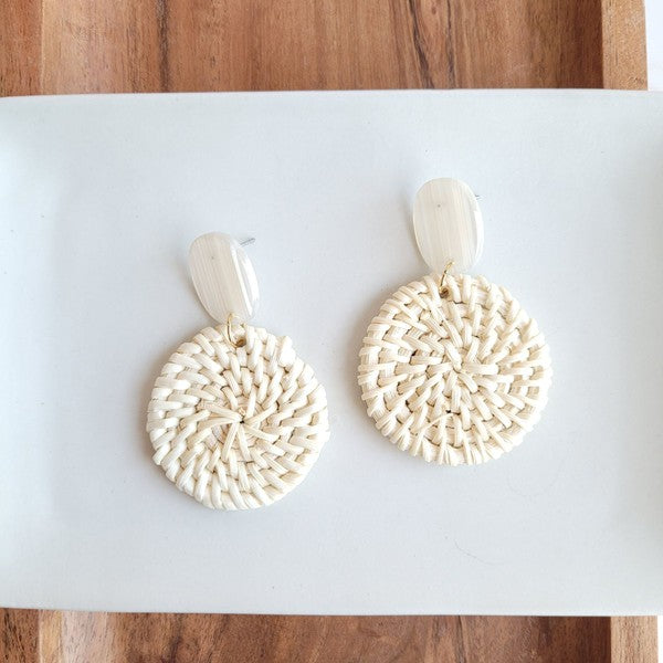 Light Rattan Seashell Dominica Earrings