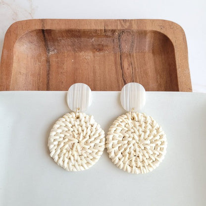Light Rattan Seashell Dominica Earrings