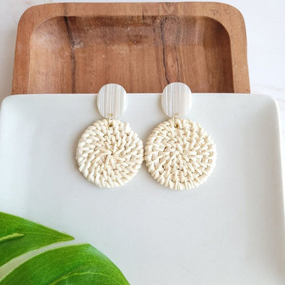 Light Rattan Seashell Dominica Earrings
