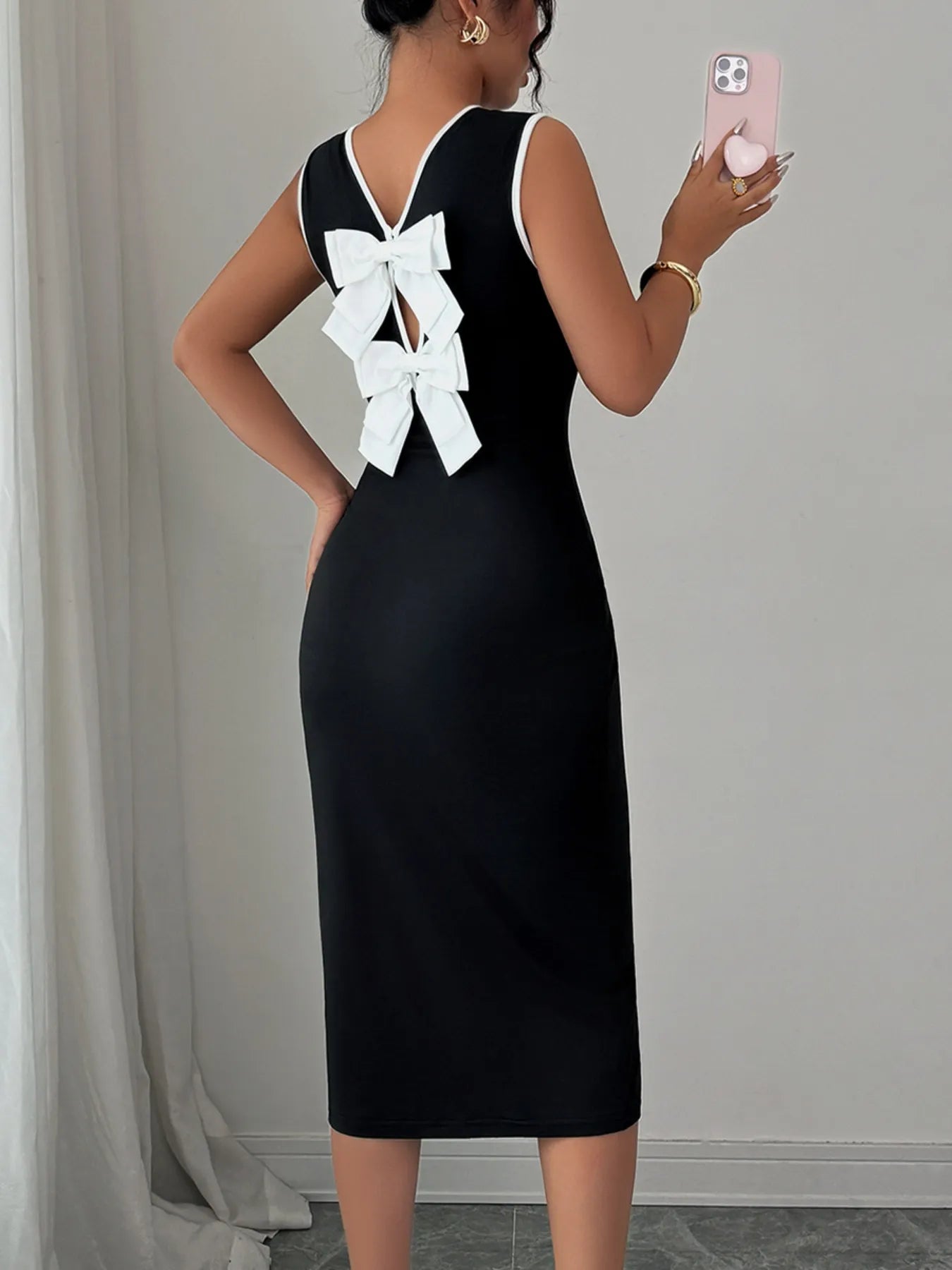 Contrast Bow Back Sleeveless Midi Dress
