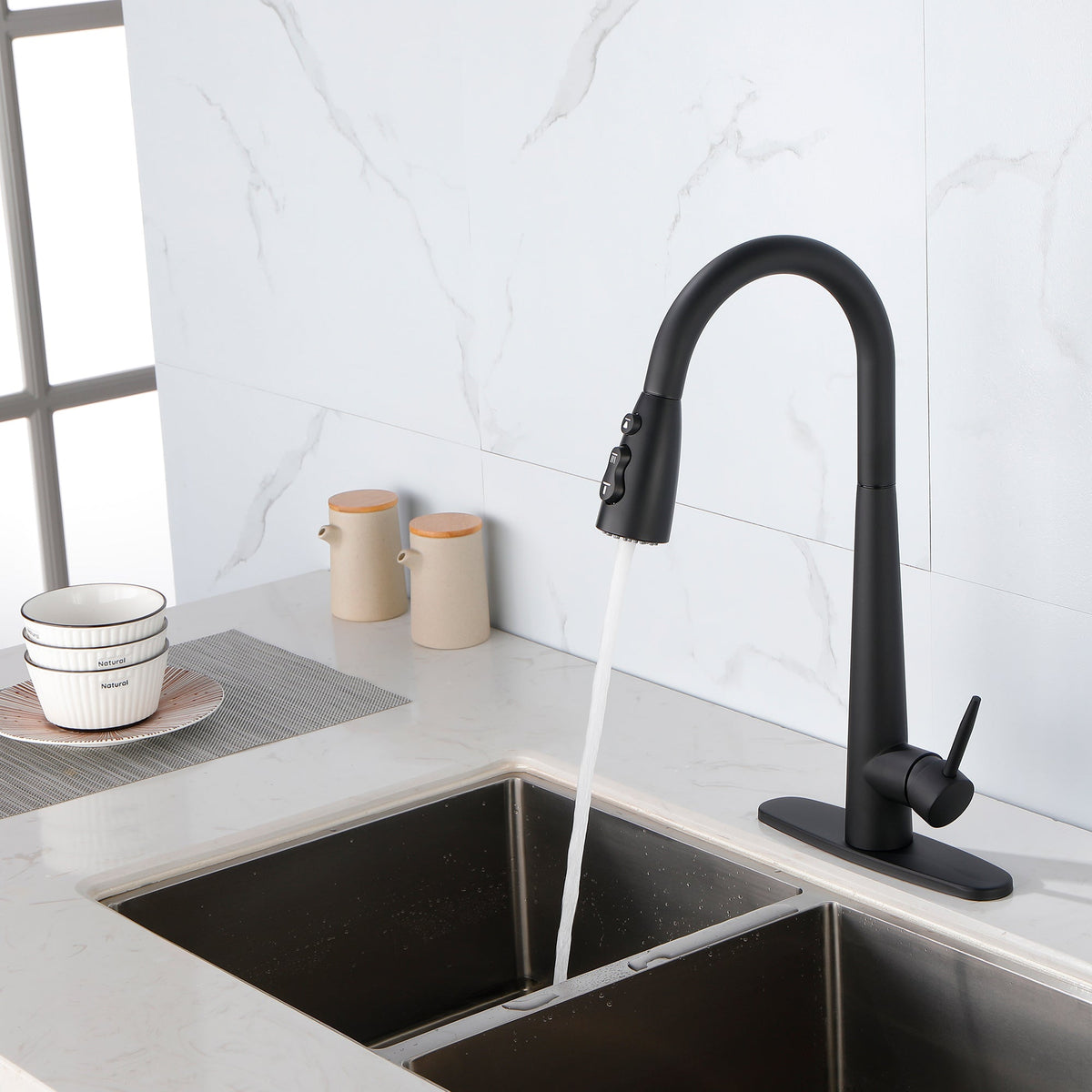 Kitchen Faucets with Pull Down Sprayer