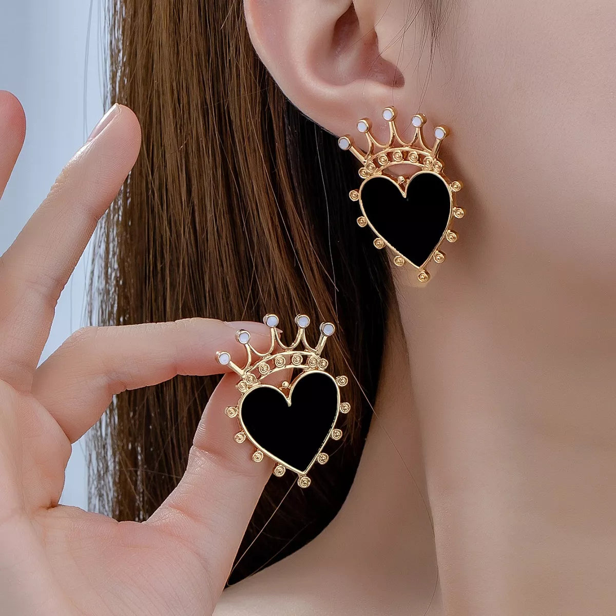 Crown Heart Stud Earrings