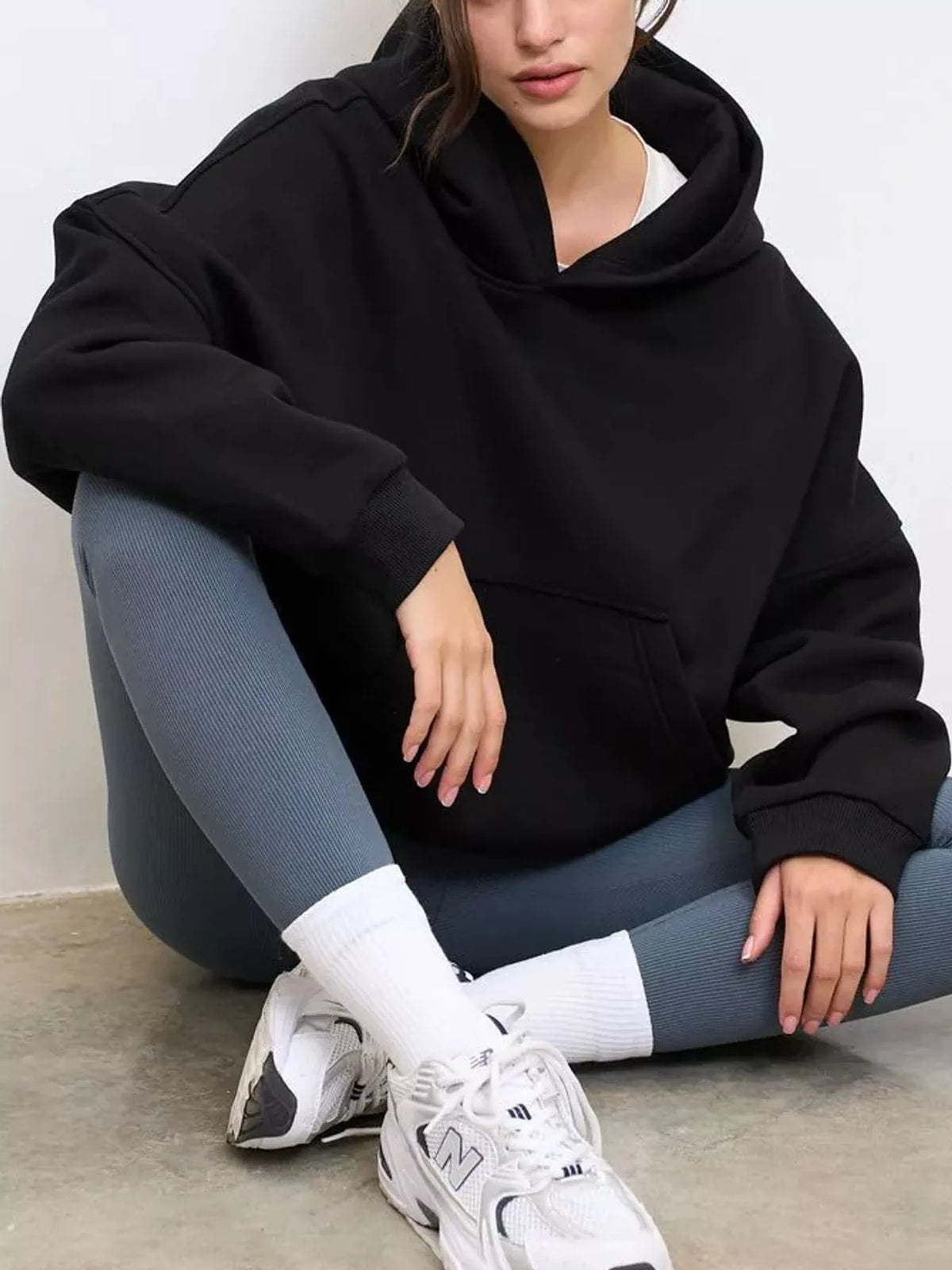 Oversized kangaroo pocket hoodie, view 39