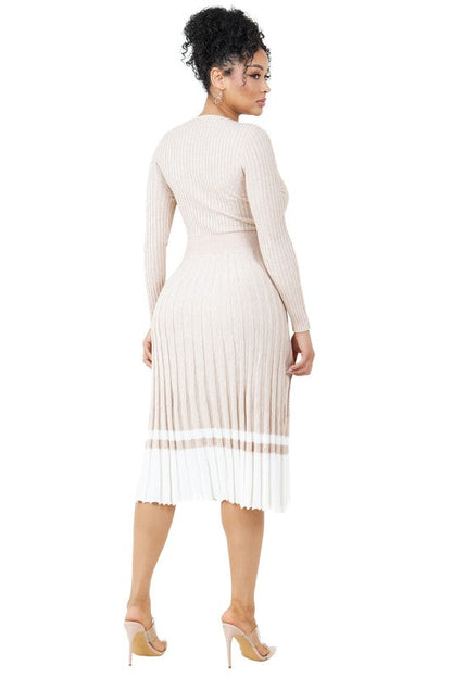 LUXURIOUS LONG MAXI KNIT DRESS