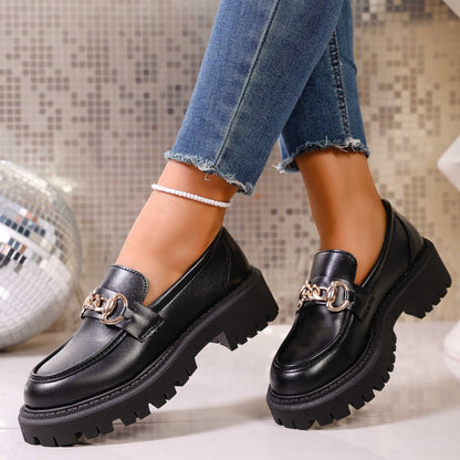 Chain Decor Round Toe Loafers