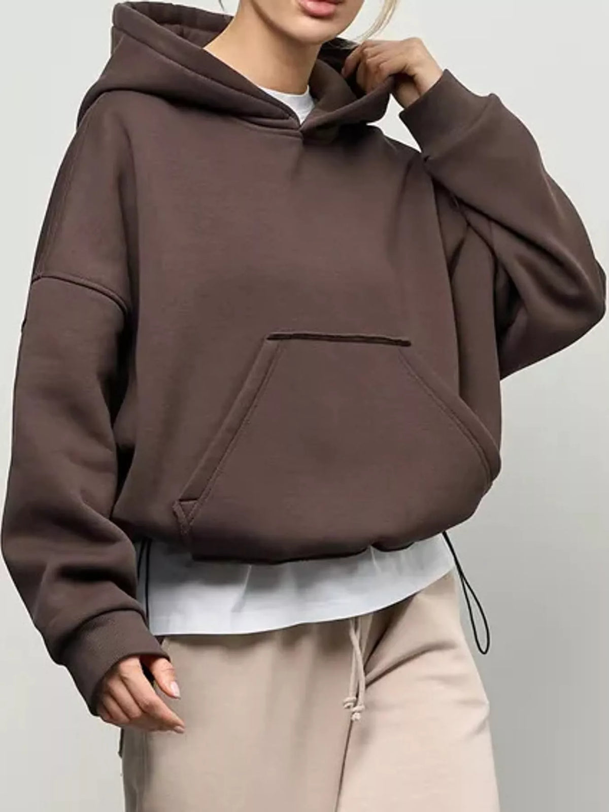 Oversized kangaroo pocket hoodie, view 4