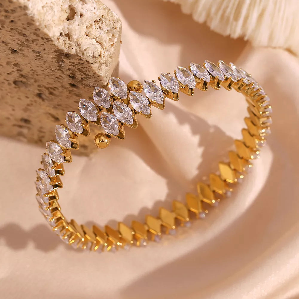 Gold-plated bracelet and ring set, view 10