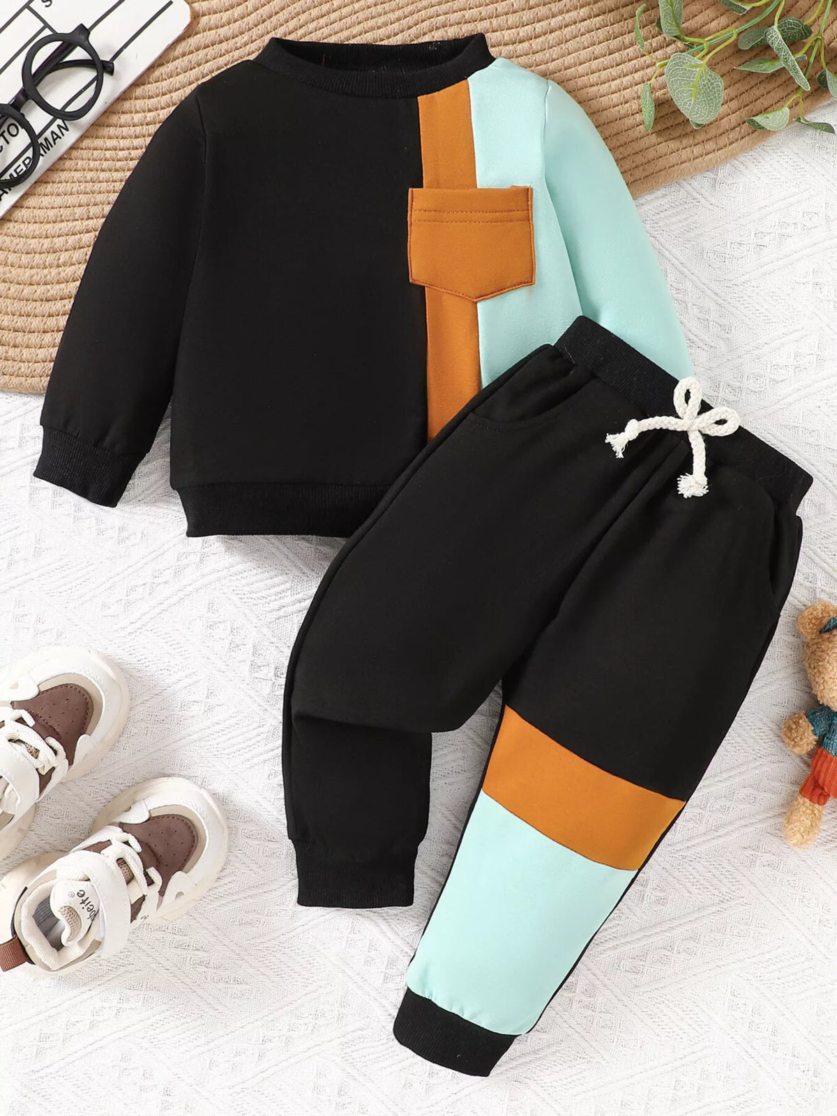 Kids' color block hoodie and jogger set, view 4