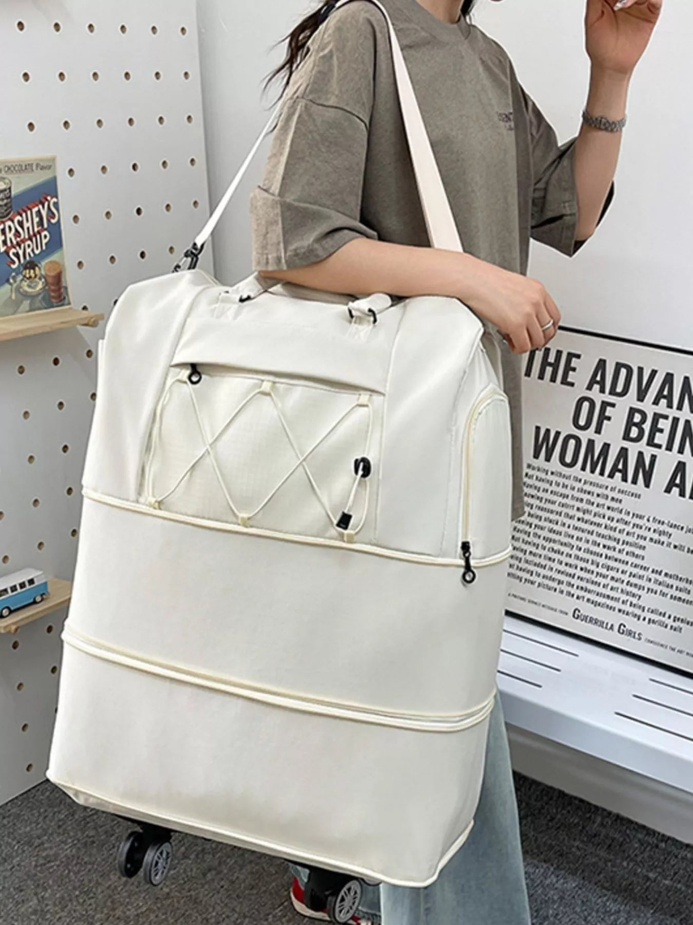 Expandable Rolling Duffel Bag