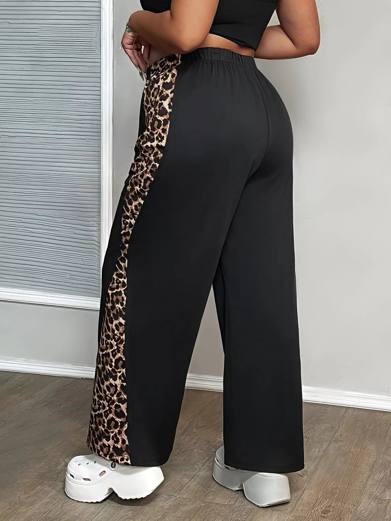 Plus Size Leopard Print Wide Leg Pants