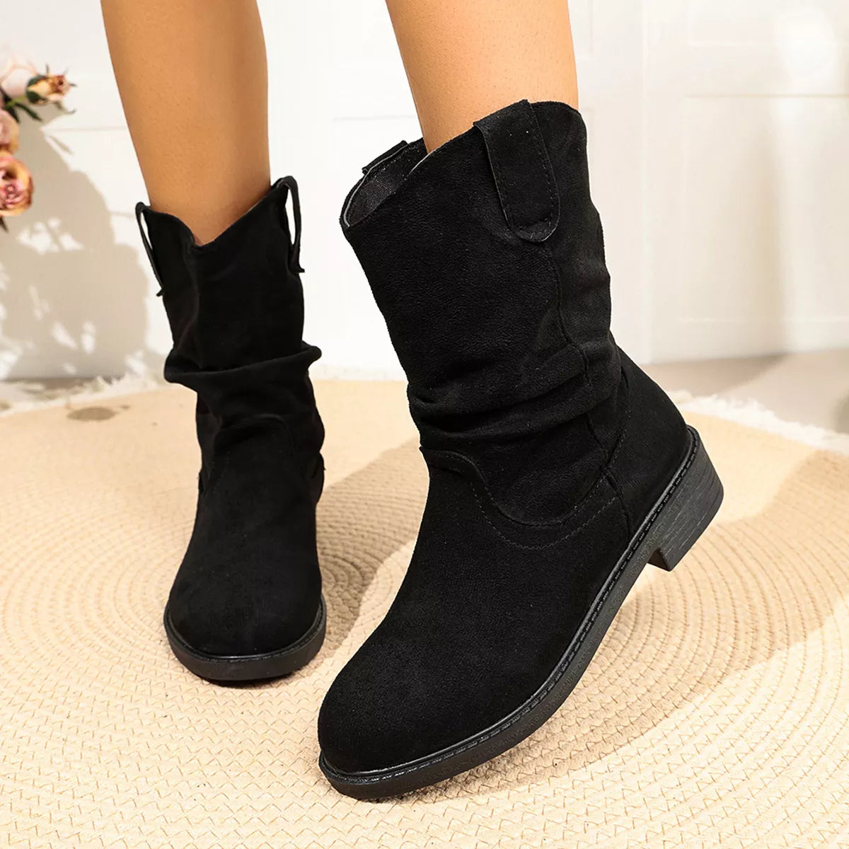 Round Toe Slouchy Boots