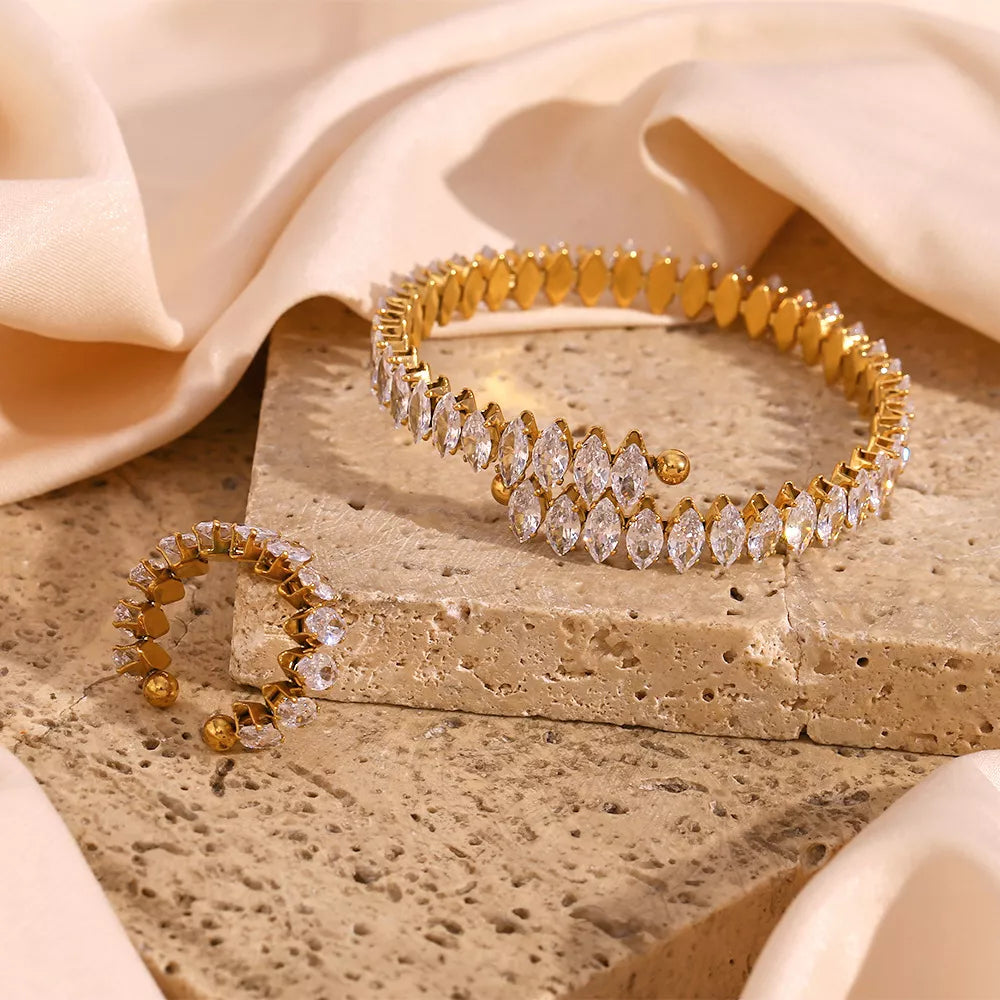 Gold-plated bracelet and ring set, view 5