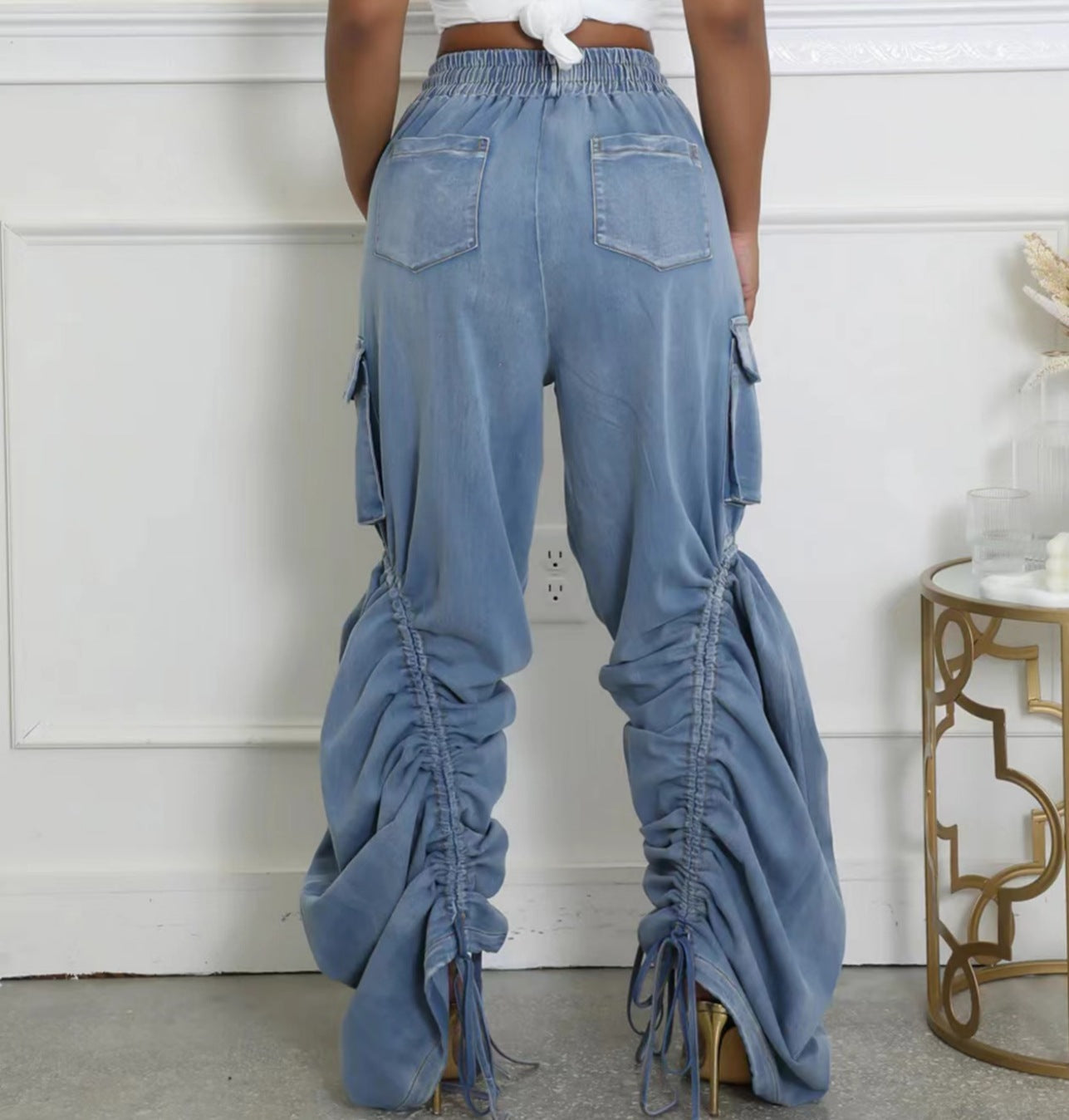 Pleated loose jeans