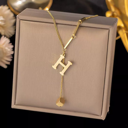 Initial letter pendant necklace, view 10