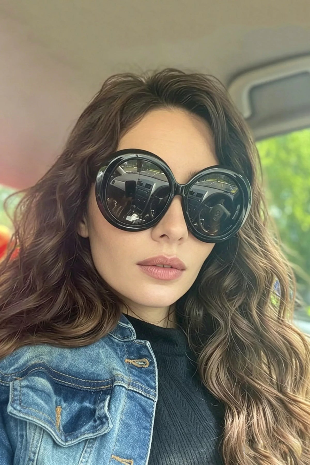 Lightweight oversized round sunglasses for beach days