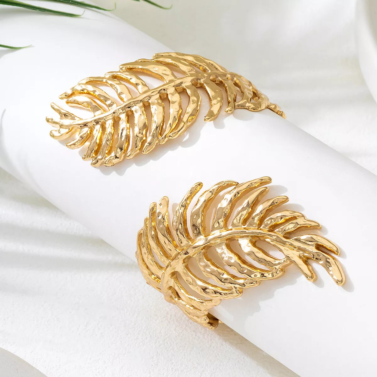 18K Gold-Plated Alloy Leaf Bracelet