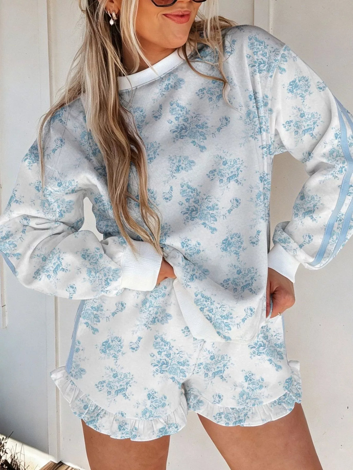 Floral print sweatshirt and shorts set