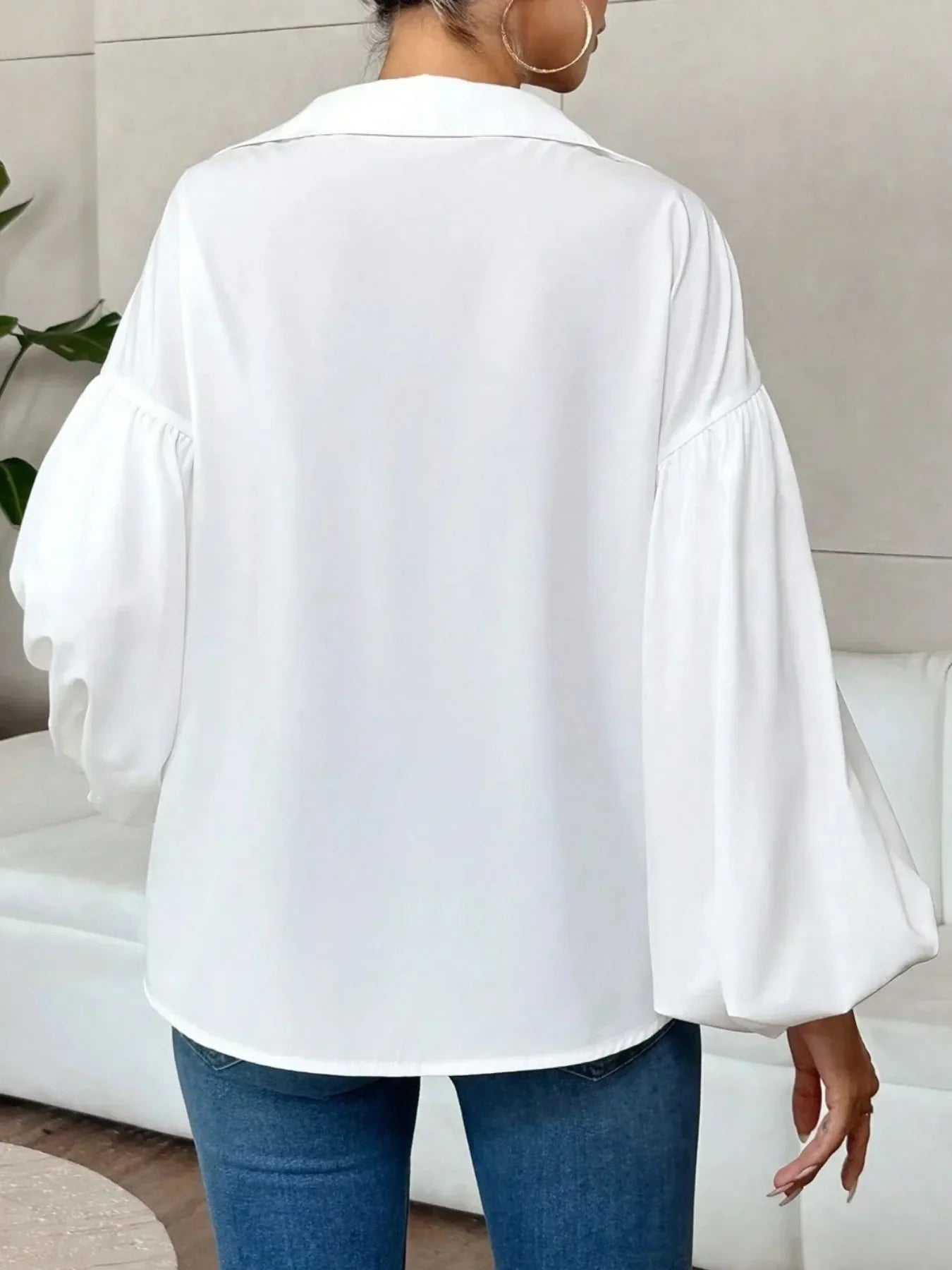 Polka Dot Balloon Sleeve Blouse