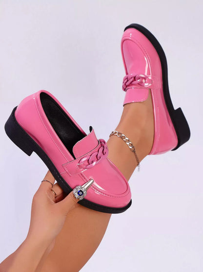 Round Toe Chain Detail Loafers