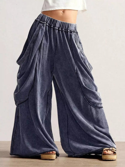 Oversized Wide-Leg Cargo Pants