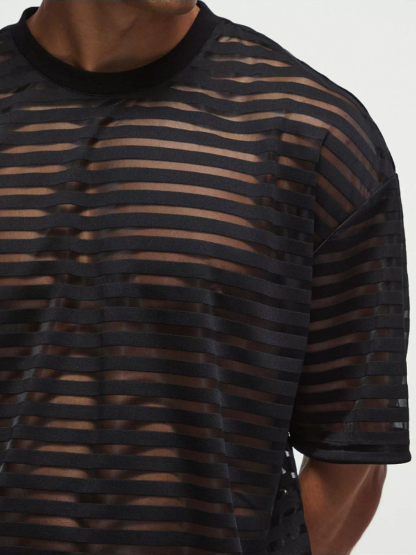 Men's Sheer Striped Round Neck T-Shirt