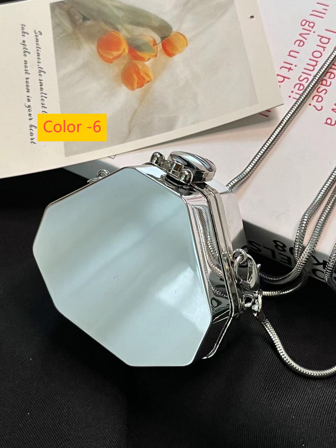 Mini Acrylic Cake Shaped Bag