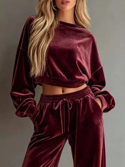 Plus Size Cropped Sweatshirt & Wide-Leg Pants Set