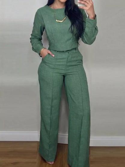 Plus size green crop top and pants set, view 4