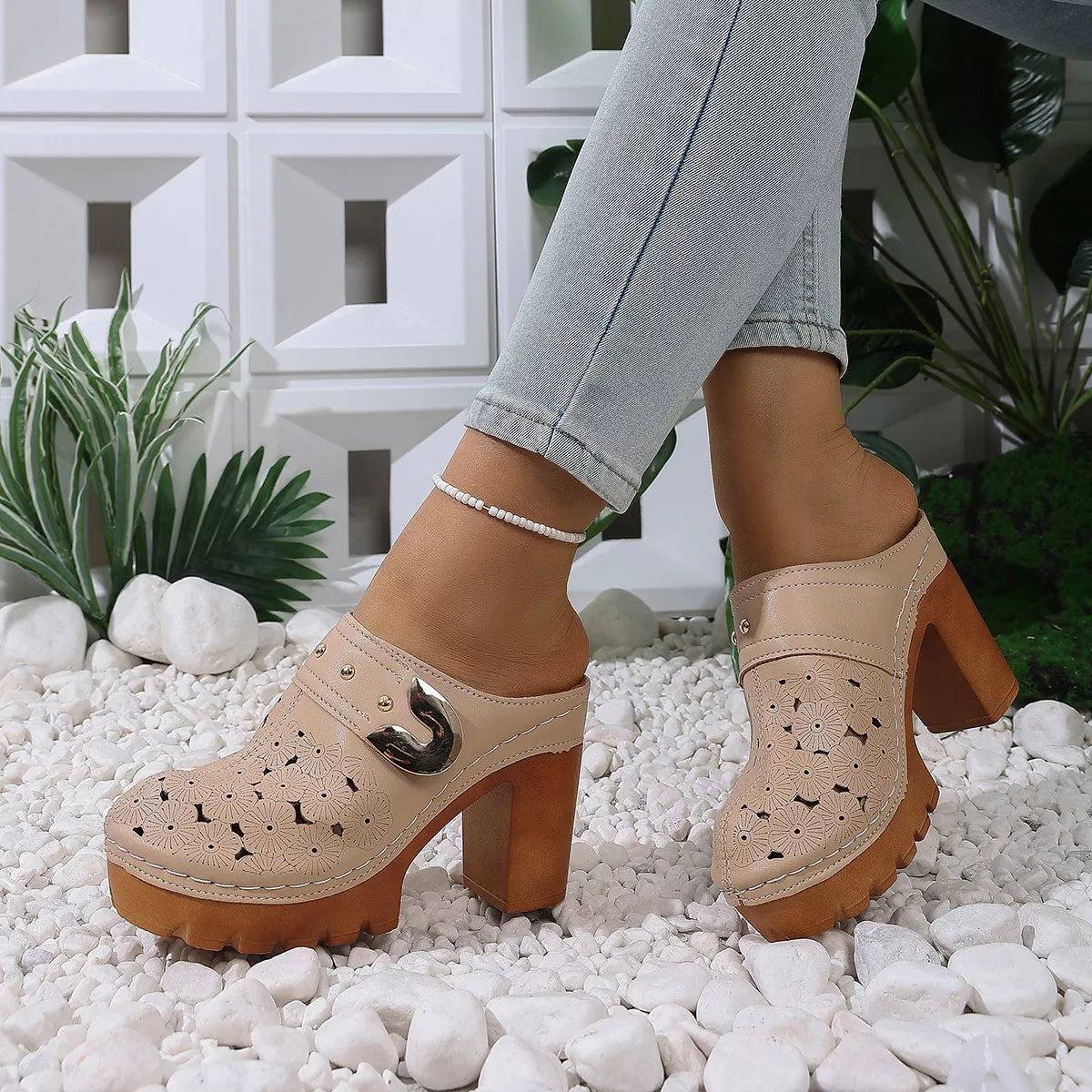 Round Toe Block Heels Sandals