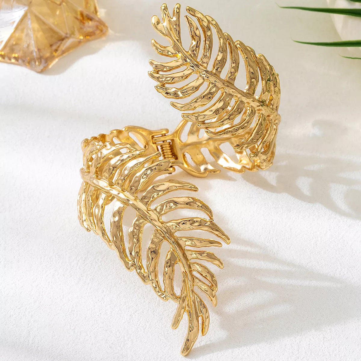 18K Gold-Plated Alloy Leaf Bracelet