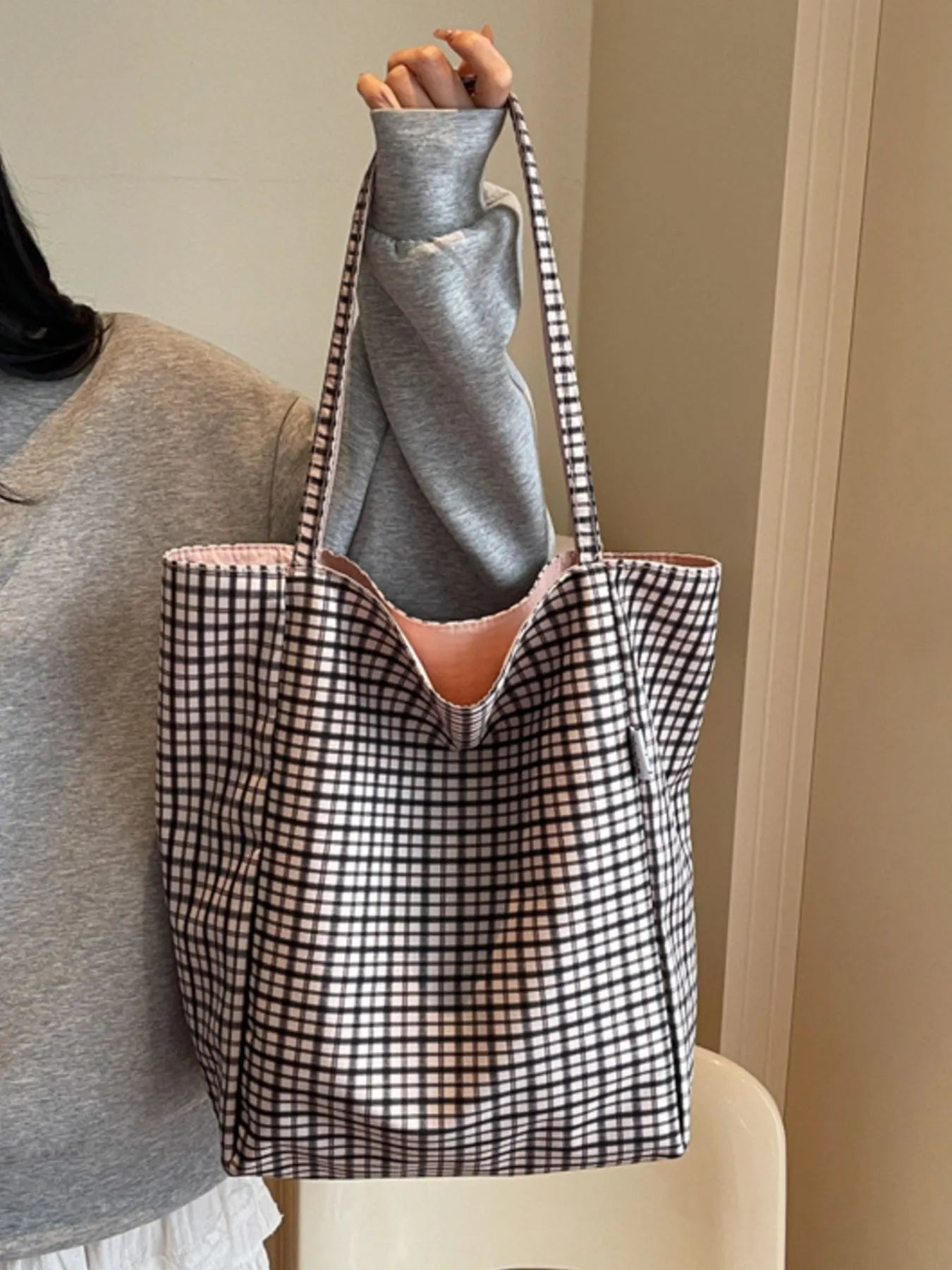 Plaid Pattern Tote Bag