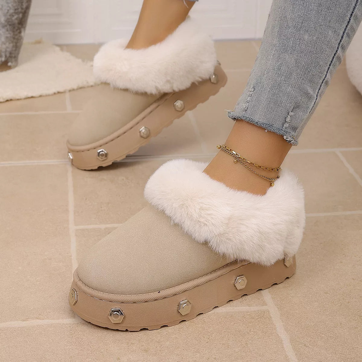 Round Toe Platform Boots