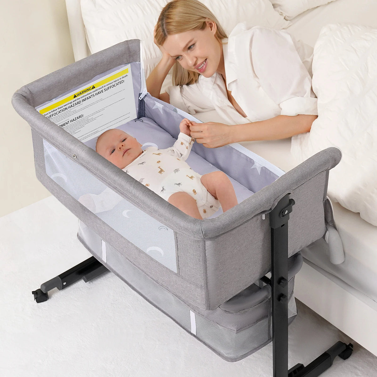 Kmaier Foldable Portable Baby Bassinet