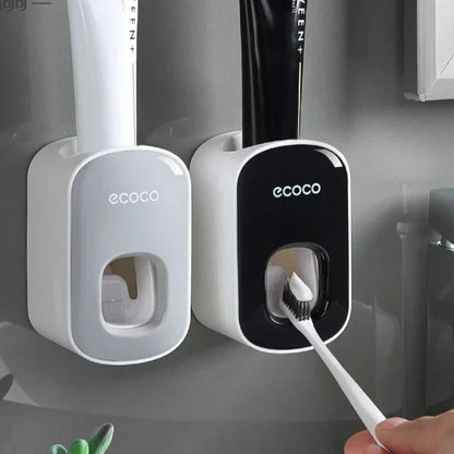 Toothpaste dispenser set, view 4