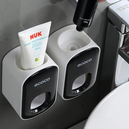 Toothpaste dispenser set, view 5