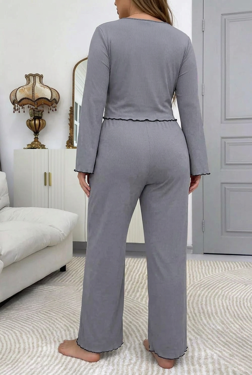 Lace sleeve lounge set in Grey, size L