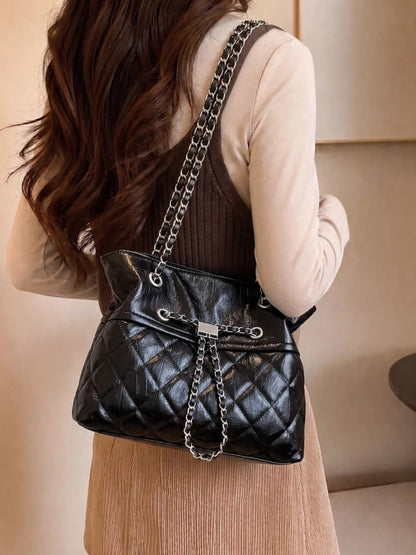 Quilted Chain Shoulder Bag