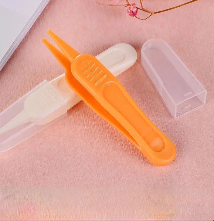 Baby Dig Booger Clip