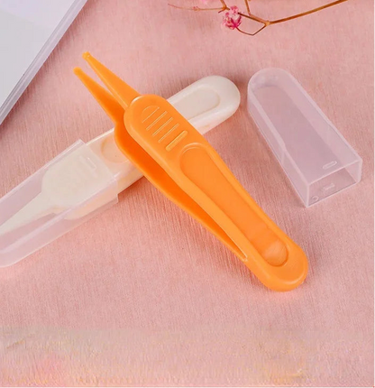 Baby Dig Booger Clip