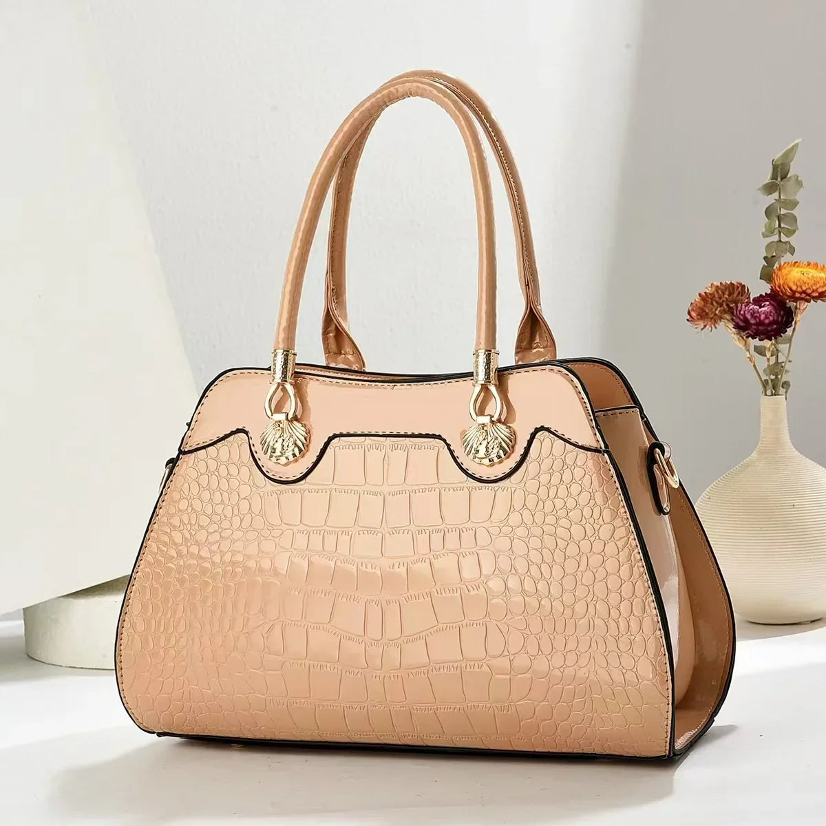 Large-capacity Embossed Handbag