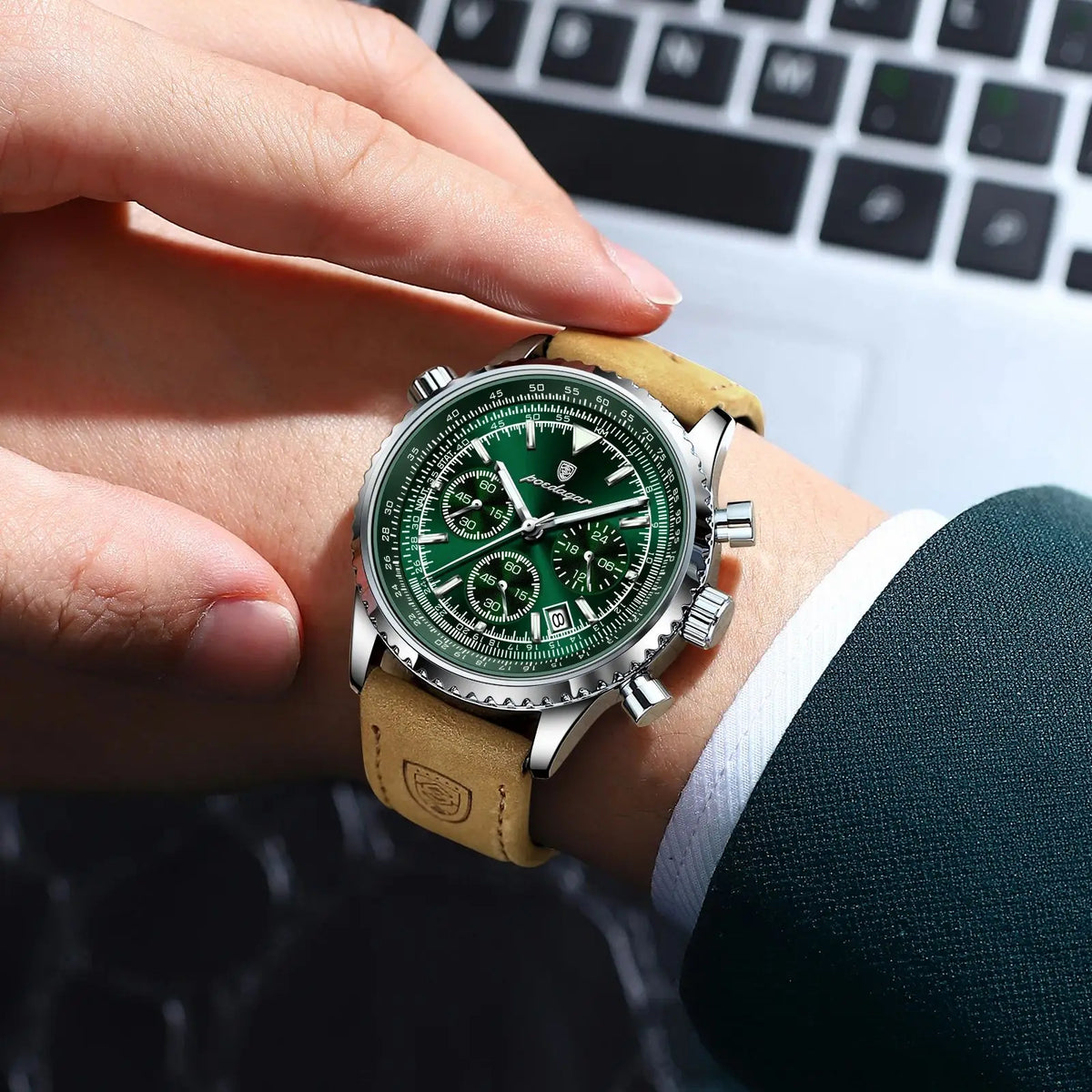 Quartz date watch, view 5