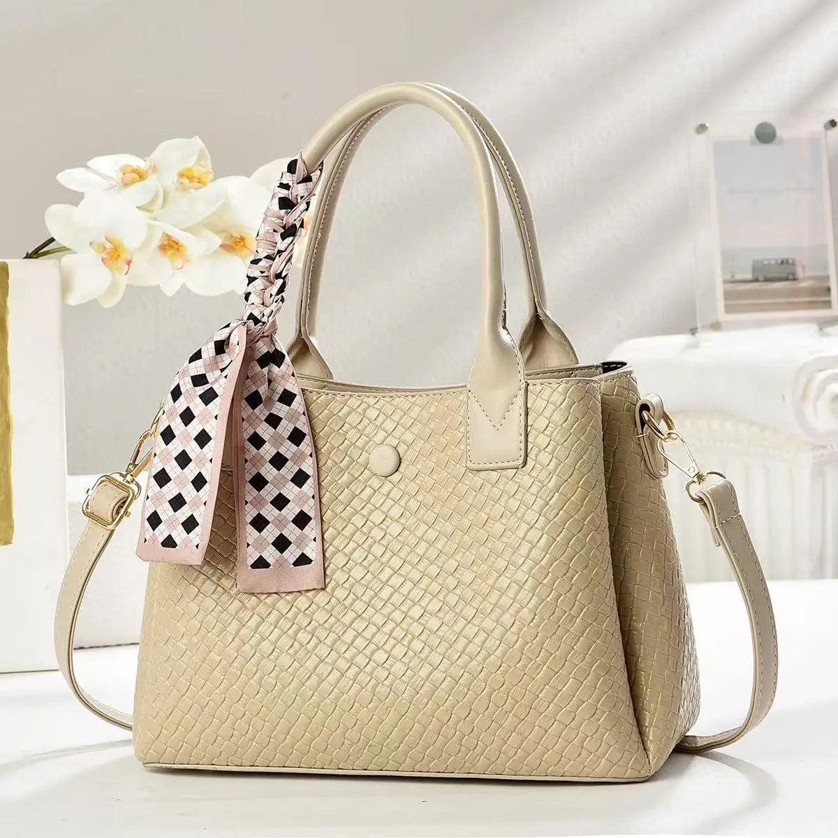 Trendy and Fashionable Handbag